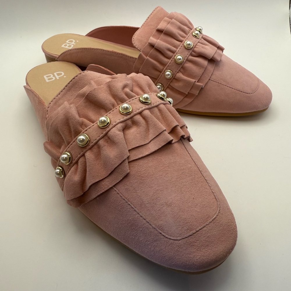BP. Mandy-Lea Pink Suede Ruffle Pearl Slide Mules Flat 8.5